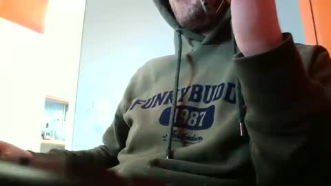 Snapshot of truble_78 chatting on 03/04/25, 01:17 truble_78 online show from 03/04/25, 01:17