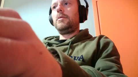 Snapshot of truble_78 chatting on 03/05/25, 06:23 truble_78 online show from 03/05/25, 06:23