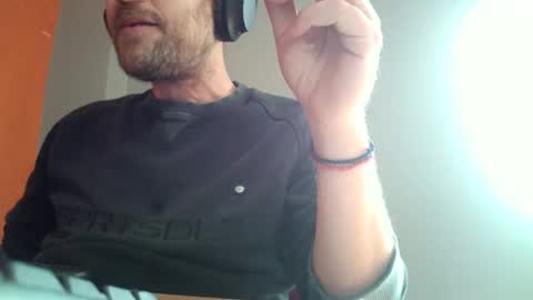 Snapshot of truble_78 chatting on 03/12/25, 11:31 truble_78 online show from 03/12/25, 11:31