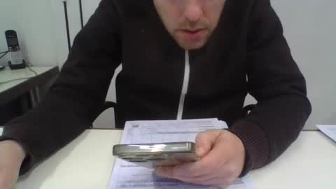 truble_again online show from 04/16/26, 07:42