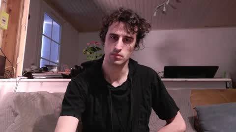 Snapshot of trucdeoufouf chatting on 02/04/25, 07:40 trucdeoufouf online show from 02/04/25, 07:40