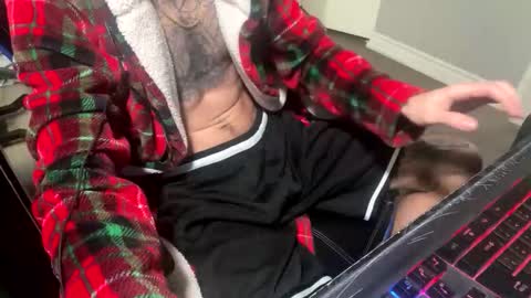 Snapshot of truenorthheavy chatting on 02/16/26, 07:32 Leo online show from 02/16/26, 07:32