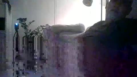 Snapshot of trukturk chatting on 10/15/25, 08:20 trukturk online show from 10/15/25, 08:20