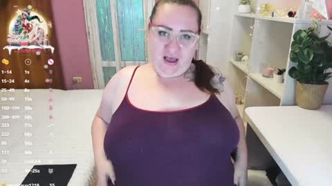 Snapshot of truly_goddess chatting on 12/29/24, 08:15 Adelle online show from 12/29/24, 08:15