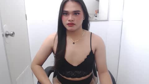 ts_lovelicious online show from 10/14/25, 03:40