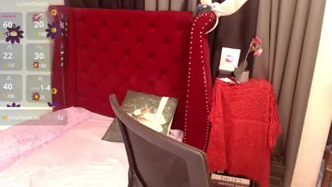 Snapshot of tsasianseductivehot chatting on 02/25/25, 01:28 YourBella online show from 02/25/25, 01:28