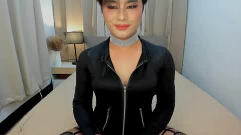 YOUR MISTRESS online show from 06/22/26, 11:35