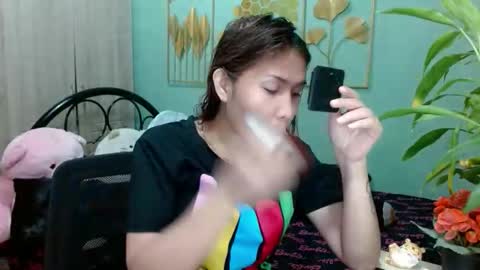 Snapshot of tsempress chatting on 11/04/25, 06:40 SHENA online show from 11/04/25, 06:40