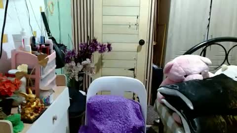 Snapshot of tsempress chatting on 11/25/25, 07:47 SHENA online show from 11/25/25, 07:47