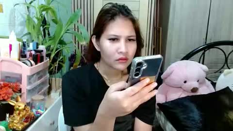 Snapshot of tsempress chatting on 12/01/25, 03:06 SHENA online show from 12/01/25, 03:06