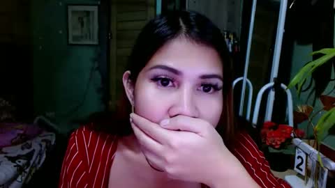 SHENA  online show from 02/25/26, 09:24