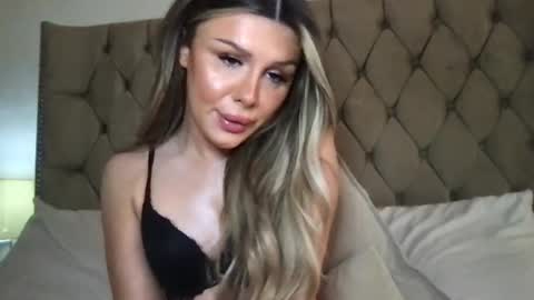 eva online show from 02/12/26, 01:39