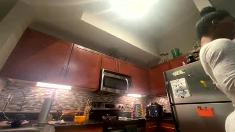 tsfoxx online show from 10/01/25, 03:40