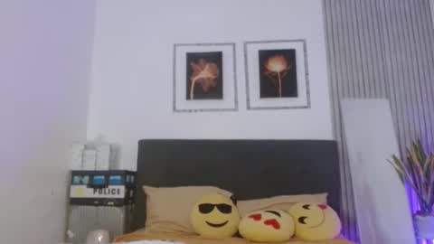 Snapshot of tsnathaliasilvana chatting on 01/04/25, 10:38 Bella Ratbu online show from 01/04/25, 10:38