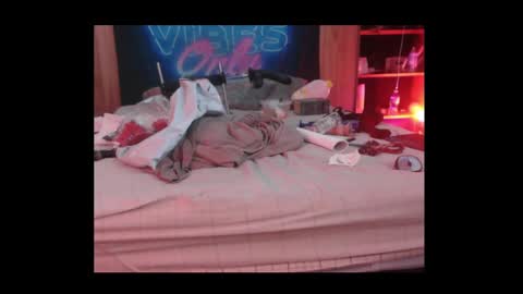 Snapshot of tsnitra chatting on 01/11/25, 02:20 TsNitra online show from 01/11/25, 02:20