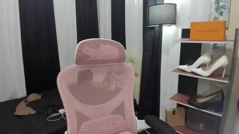 tsuncutrhein online show from 10/30/25, 09:22