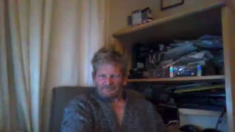 Snapshot of ttb2769 chatting on 10/14/25, 05:41 ttb2769 online show from 10/14/25, 05:41
