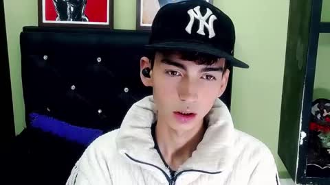 ttimy online show from 03/03/25, 07:17