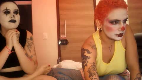 Snapshot of ttransviado chatting on 09/21/25, 03:52 Nique online show from 09/21/25, 03:52