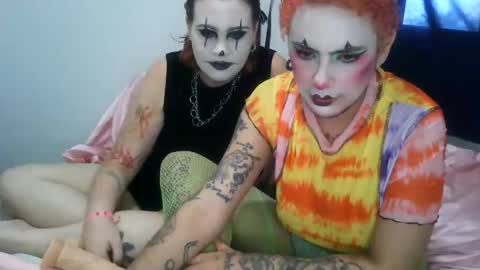 Snapshot of ttransviado chatting on 09/25/25, 07:39 Nique online show from 09/25/25, 07:39