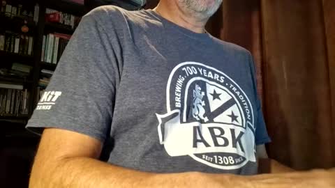 tubsy6868 online show from 12/03/25, 12:25