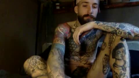 Snapshot of tuhands chatting on 12/15/24, 02:16 Tuhands online show from 12/15/24, 02:16