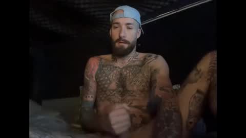 Snapshot of tuhands chatting on 11/12/25, 08:04 Tuhands online show from 11/12/25, 08:04