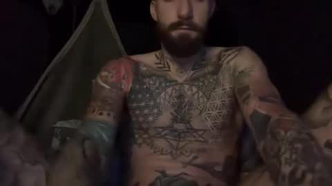 Snapshot of tuhands chatting on 12/18/25, 08:53 Tuhands online show from 12/18/25, 08:53