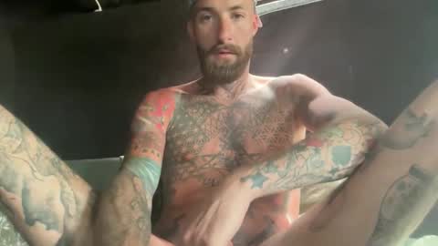 Tuhands online show from 05/28/26, 01:52