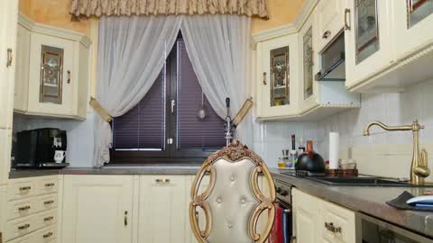 Tunde online show from 02/24/25, 07:11