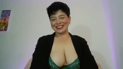 Karla cherry online show from 12/16/25, 03:39