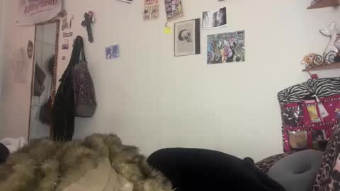 turntpixie online show from 01/11/26, 06:29