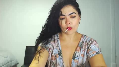 Snapshot of tuti_sex chatting on 09/22/25, 02:46 tuti online show from 09/22/25, 02:46