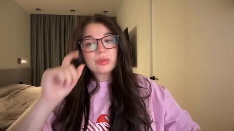 Ariana online show from 06/02/26, 08:33