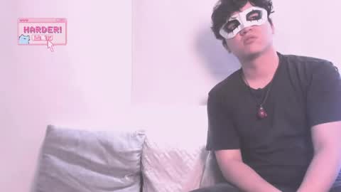 Snapshot of tuxxxedo_ble chatting on 04/29/26, 04:00 tuxedo mayo online show from 04/29/26, 04:00