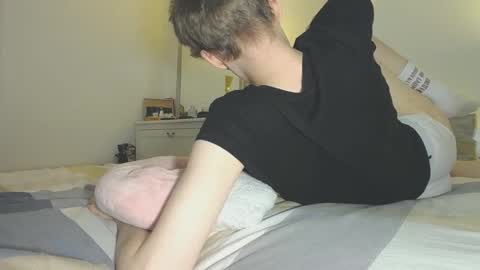 Snapshot of tuz94 chatting on 02/12/25, 08:07 Dan online show from 02/12/25, 08:07