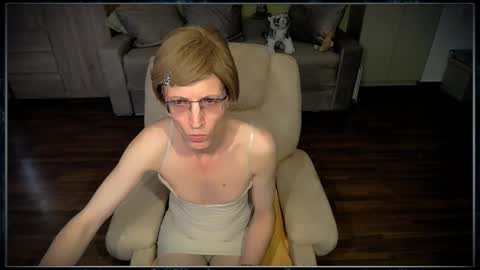 Clementine online show from 10/01/25, 07:03