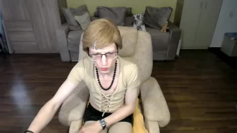 Clementine online show from 03/16/26, 08:07