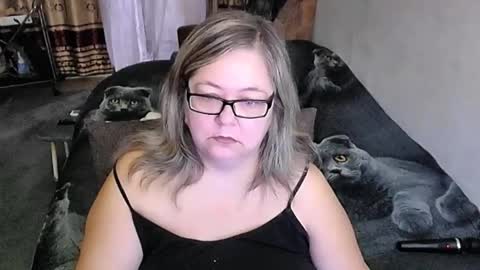 Lana online show from 10/29/25, 12:46