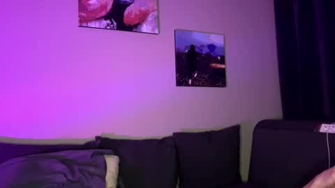 Snapshot of tw1nflame chatting on 03/11/25, 09:59 Twin Flame online show from 03/11/25, 09:59