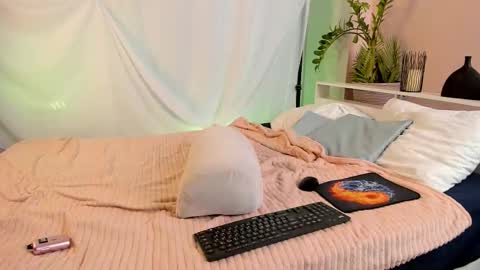 Angus online show from 02/06/26, 06:11