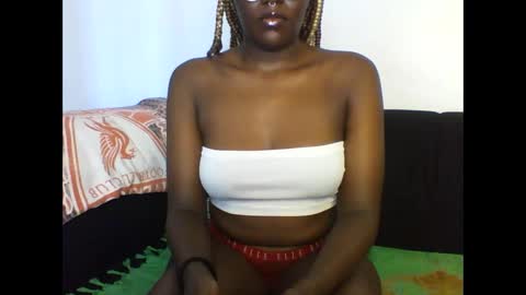 Snapshot of twerking_cheek_1 chatting on 02/11/25, 11:54 Alma online show from 02/11/25, 11:54