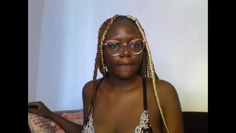 Snapshot of twerking_cheek_1 chatting on 02/12/25, 08:27 Alma online show from 02/12/25, 08:27