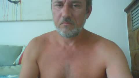 Snapshot of twiga72 chatting on 06/12/26, 02:38 twiga72 online show from 06/12/26, 02:38