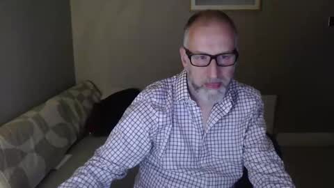 twilightchilli online show from 04/16/26, 07:58