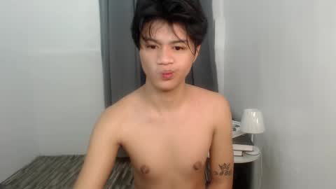 Snapshot of twink_blaze chatting on 10/09/25, 10:52 BLAZE online show from 10/09/25, 10:52