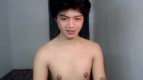 Snapshot of twink_blaze chatting on 10/20/25, 03:18 BLAZE online show from 10/20/25, 03:18