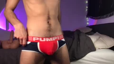 Snapshot of twink_boy98 chatting on 09/18/25, 04:36 twink_boy98 online show from 09/18/25, 04:36