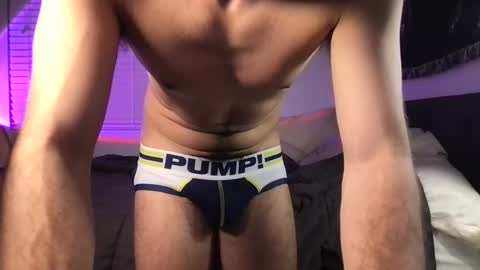 Snapshot of twink_boy98 chatting on 09/20/25, 04:35 twink_boy98 online show from 09/20/25, 04:35