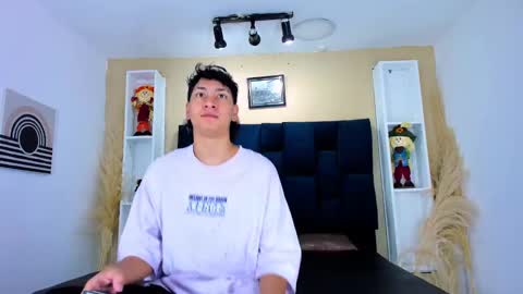 Snapshot of twink_bunny chatting on 09/23/25, 11:46 samu online show from 09/23/25, 11:46